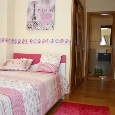 House With 4 Bedrooms, With Pool Access, Enclosed Garden And Wifi - 5 Apartmán